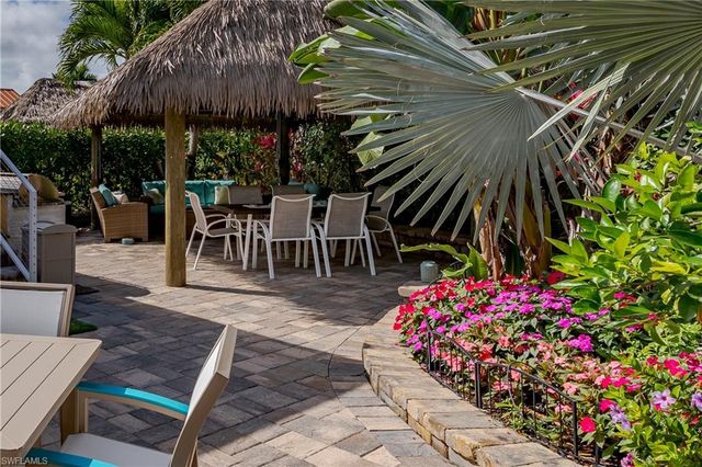 13625 Snapper LN, Naples, FL 34114