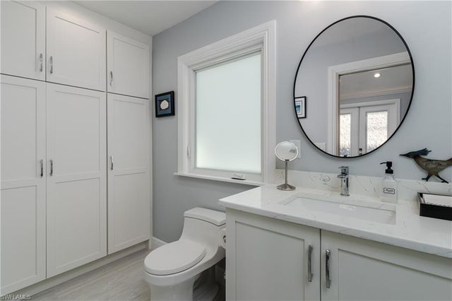 13625 Snapper LN, Naples, FL 34114