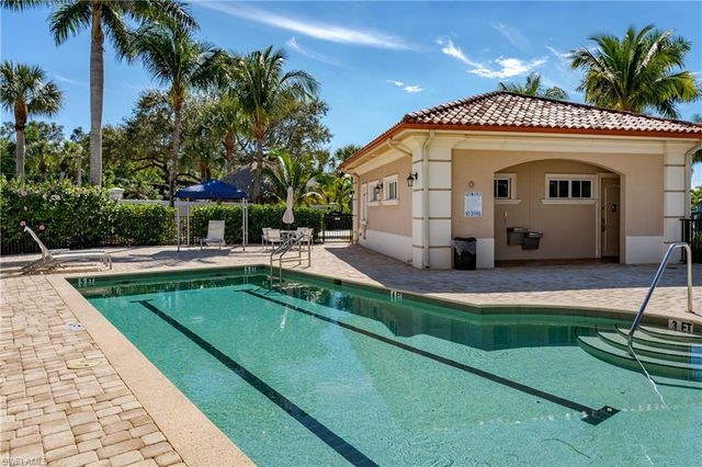 13625 Snapper LN, Naples, FL 34114