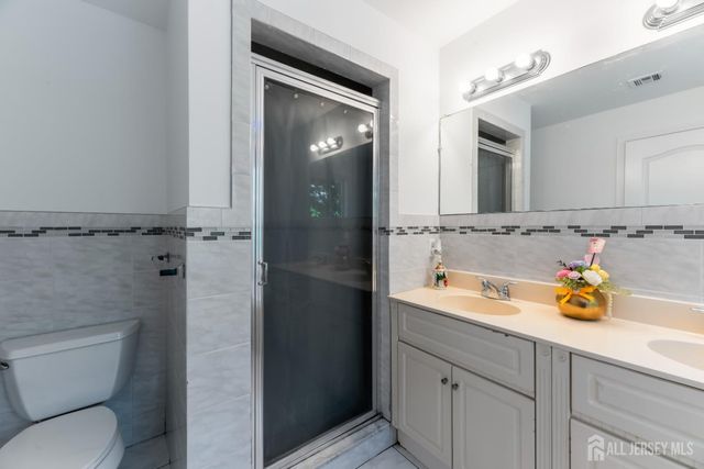 9 Perry L Drew Place, Hightstown, NJ 08520