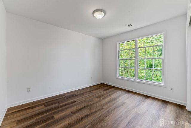 9 Perry L Drew Place, Hightstown, NJ 08520