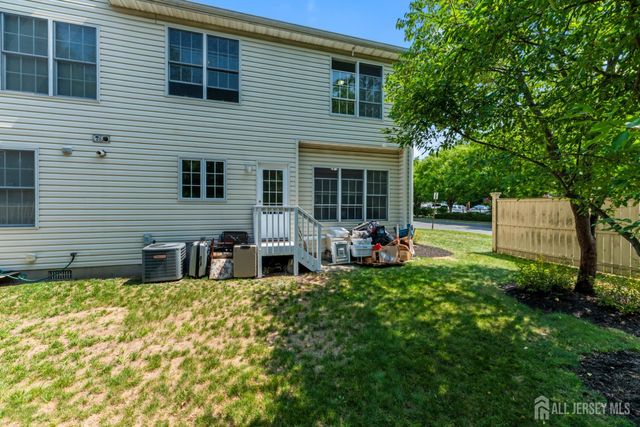 9 Perry L Drew Place, Hightstown, NJ 08520