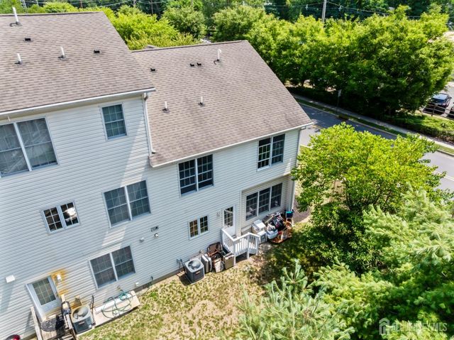 9 Perry L Drew Place, Hightstown, NJ 08520