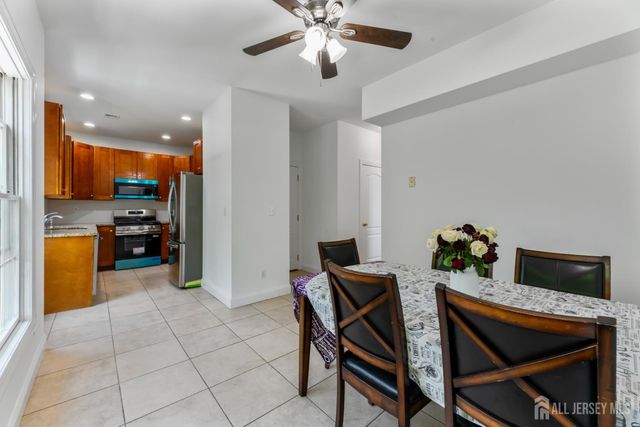 9 Perry L Drew Place, Hightstown, NJ 08520