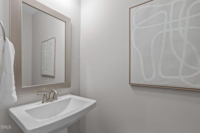 37 W Cannalily Lane, Clayton, NC 27520