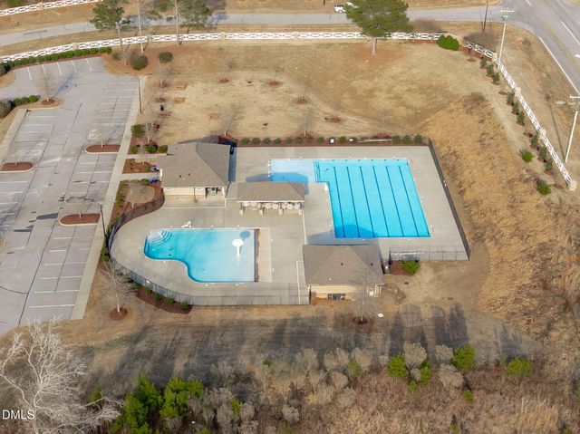 37 W Cannalily Lane, Clayton, NC 27520