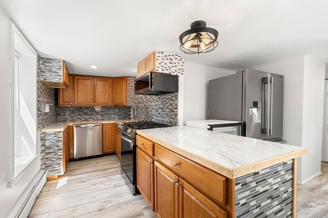 240 Montaup Street, Fall River, MA 02724