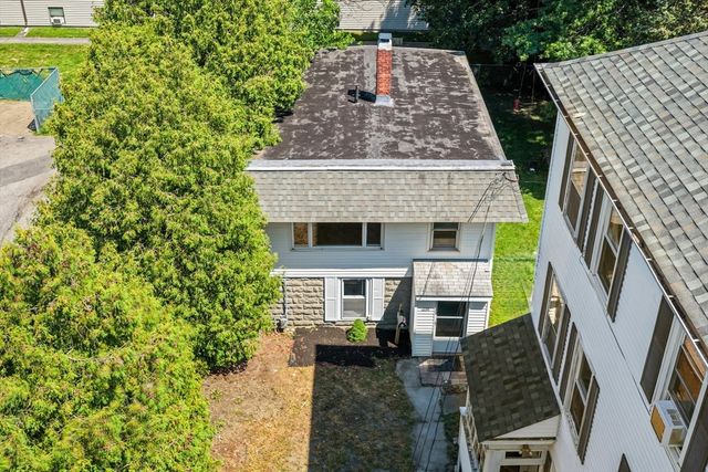 240 Montaup Street, Fall River, MA 02724