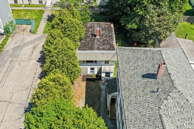 240 Montaup Street, Fall River, MA 02724