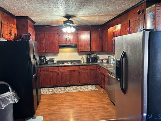 16111 Happy Hill Rd, Chester, VA 23834