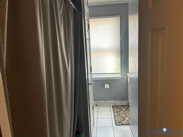 16111 Happy Hill Rd, Chester, VA 23834