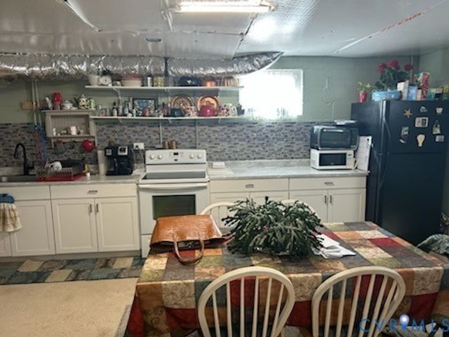 16111 Happy Hill Rd, Chester, VA 23834