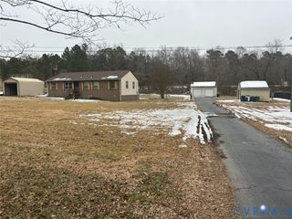 16111 Happy Hill Rd, Chester, VA 23834