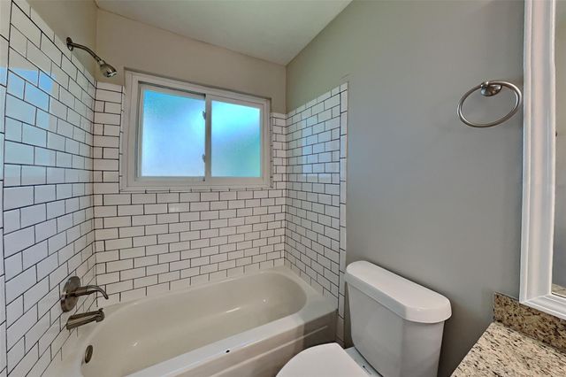 3407 Fort Richmond Drive, Richmond, TX 77406