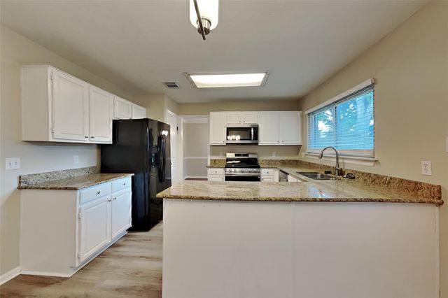 3407 Fort Richmond Drive, Richmond, TX 77406