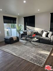 124 S Croft Avenue 101, Los Angeles, CA 90048