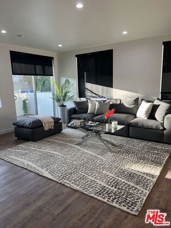 124 S Croft Avenue 101, Los Angeles, CA 90048