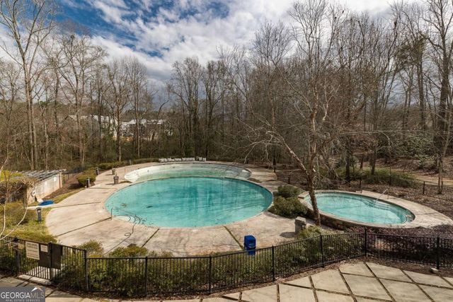 490 Barnett Shoals Road 207, Athens, GA 30605