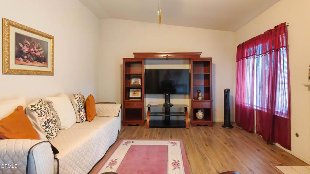 Image 4 of property listing at 2751 Sierra Madre Court, Selma, CA 93662