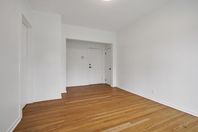 4310 N Clarendon Avenue 1021, Chicago, IL 60613