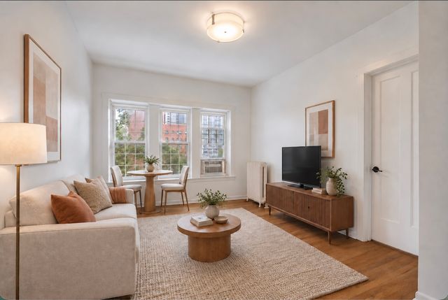 4310 N Clarendon Avenue 1021, Chicago, IL 60613