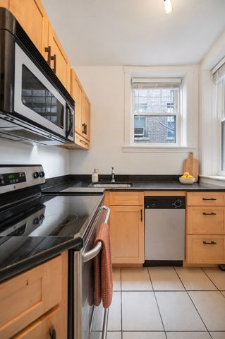 4310 N Clarendon Avenue 1021, Chicago, IL 60613