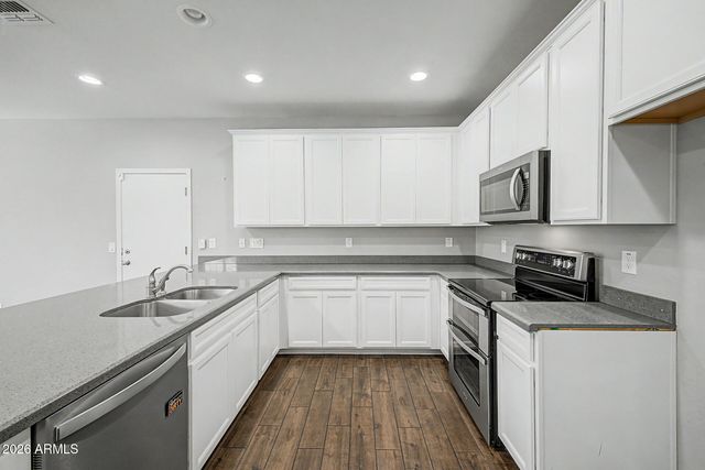 9446 S 34TH Lane, Laveen, AZ 85339