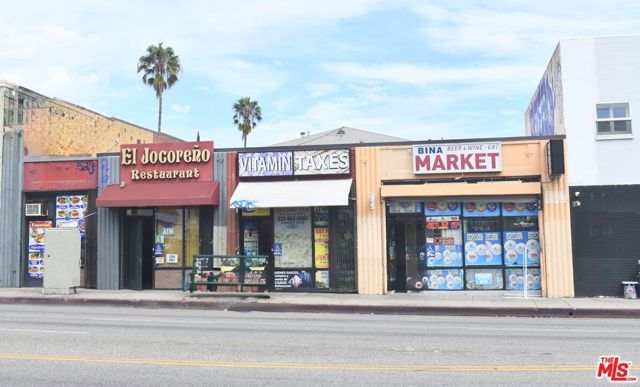904 N Western Avenue, Los Angeles, CA 90029