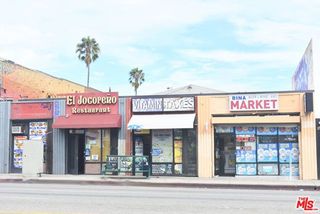 904 N Western Avenue, Los Angeles, CA 90029