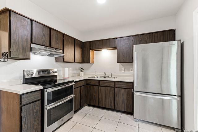 10910 Wayward, San Antonio, TX 78217