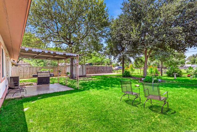 10910 Wayward, San Antonio, TX 78217