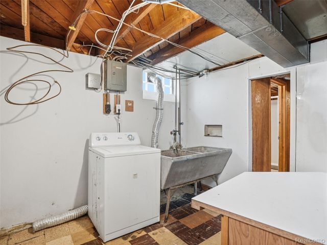 9912 Marion, Redford Charter Township, MI 48239