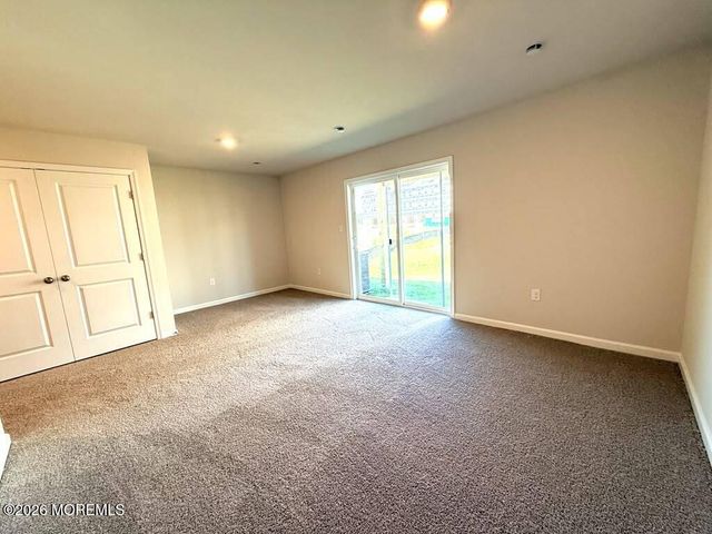 106 Clinton Street, Sicklerville, NJ 08081