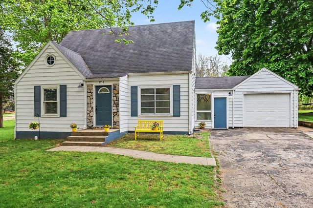 3558 Dover Street, Dexter, MI 48130