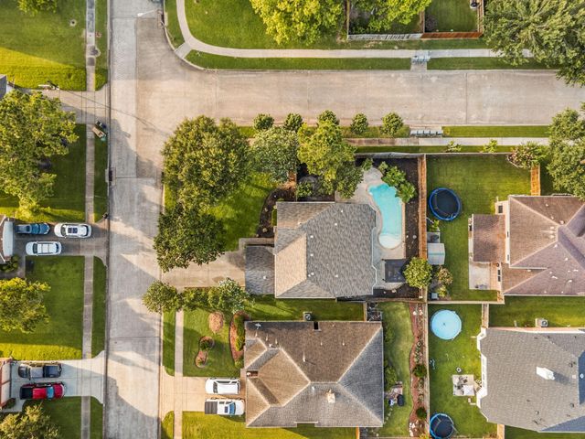 310 Cedar Lake Drive, League City, TX 77573