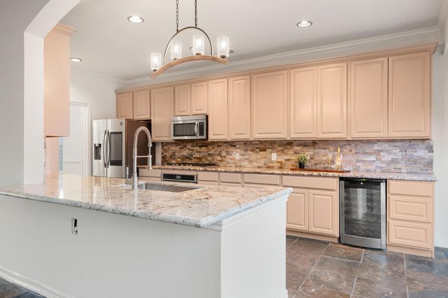310 Cedar Lake Drive, League City, TX 77573