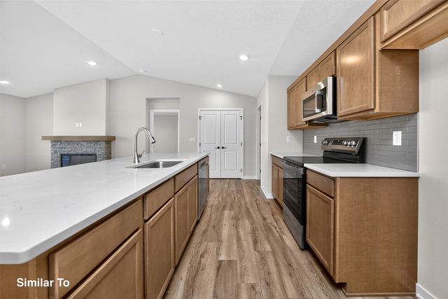 610 NW Atlas Lane, Waukee, IA 50263