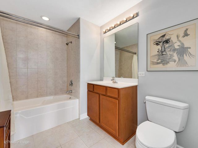 100 E 14th Street 1502, Chicago, IL 60605