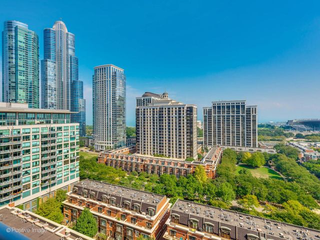 100 E 14th Street 1502, Chicago, IL 60605