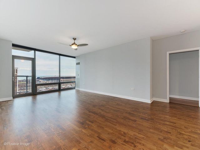 100 E 14th Street 1502, Chicago, IL 60605