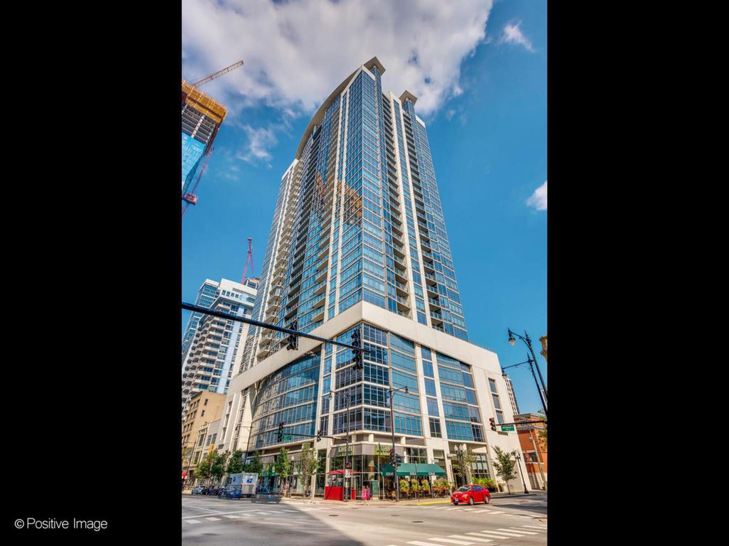 100 E 14th Street 1502, Chicago, IL 60605