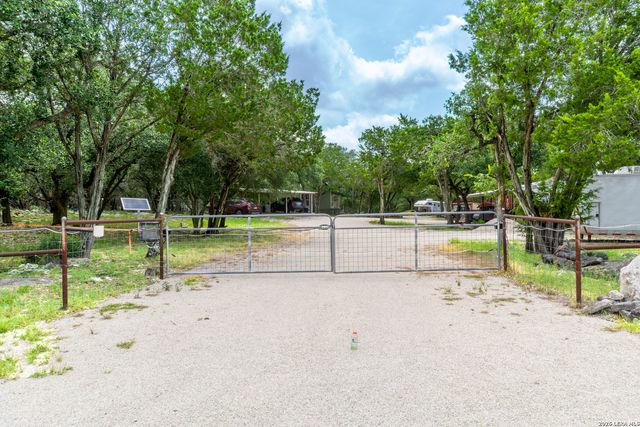 4748 TANGLEWOOD TRL, Spring Branch, TX 78070
