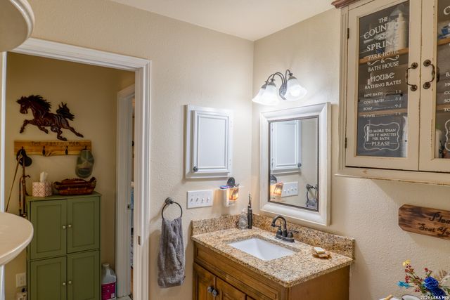 4748 TANGLEWOOD TRL, Spring Branch, TX 78070