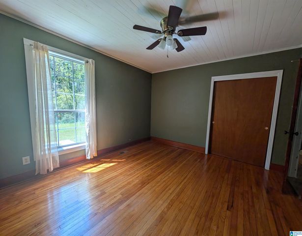 24 W GLADE ROAD, Anniston, AL 36206