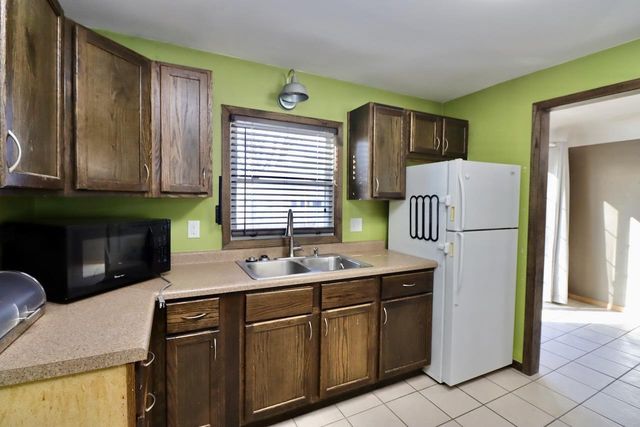 1020 Beloit Avenue, Janesville, WI 53546