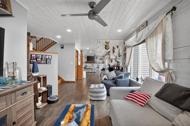 1720 Little Drive, Horton, MI 49246
