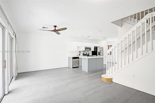 7783 SW 94th Ln 7783, Miami, FL 33156