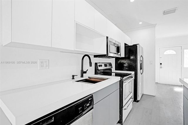 7783 SW 94th Ln 7783, Miami, FL 33156