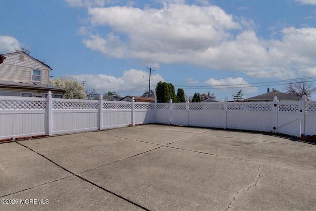 36 Willow Street, South Amboy, NJ 08879