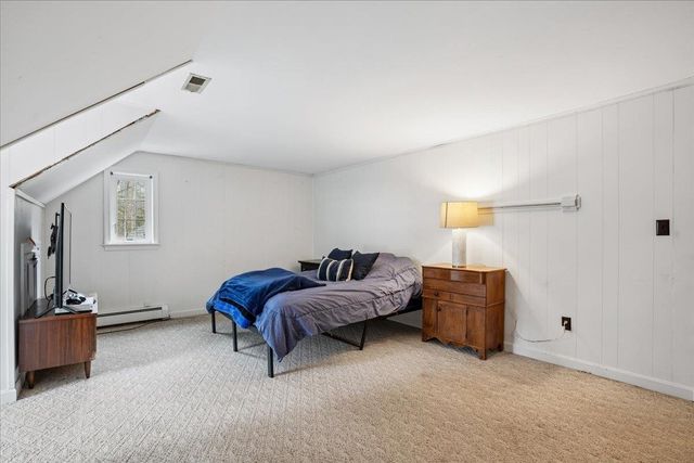 50 Hearthside Circle, Bedford, NH 03110